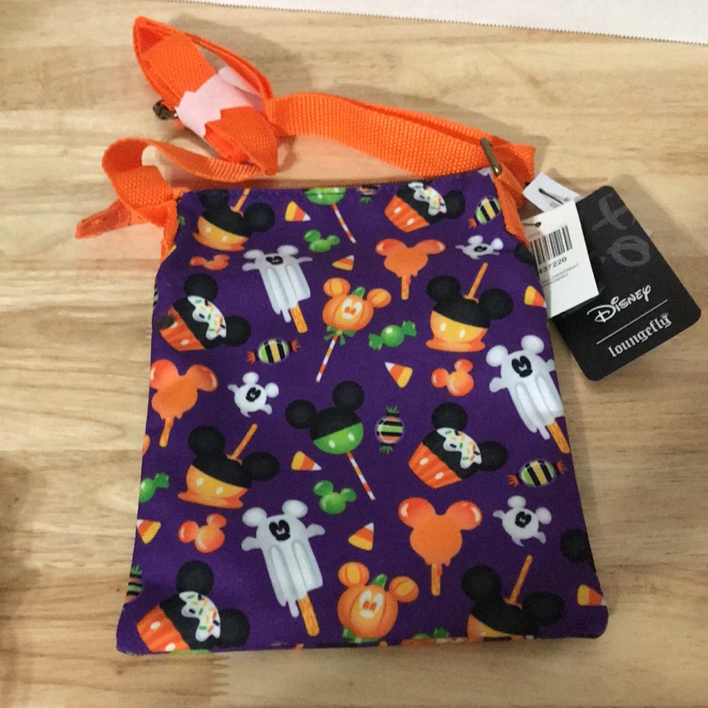 Loungefly Disney Halloween Treats Passport  Bag - Picture 6 of 16